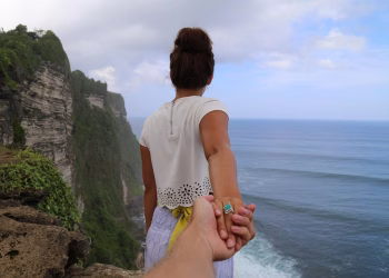 Finding Common Ground: Navigating Relationship Conflicts with Grace and Understanding