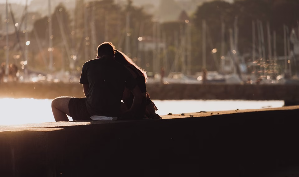 Unleash Your Inner Confidence: A Guide to Dating Fearlessly