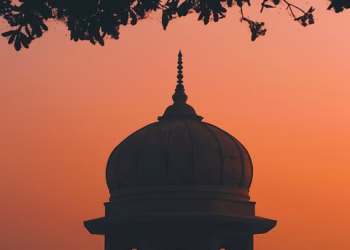 The Perfect Match: Exploring Love Compatibility in Relationships